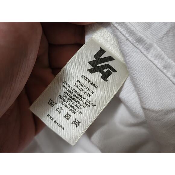 YOUNGLA Shirt Men's Large White Long Sleeve Button Down Casual Preppy Logo Work - Picture 4 of 8